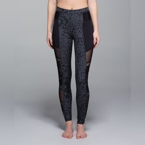 Lululemon Just Breathe Pant Animal Swirl Deep Coal Light / Black